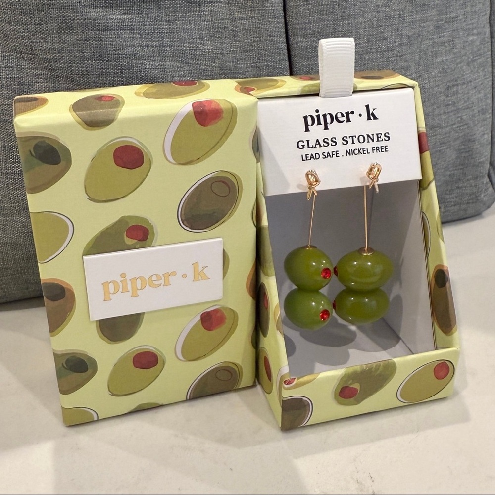 Piper K Olive Green Glass Stone Earrings